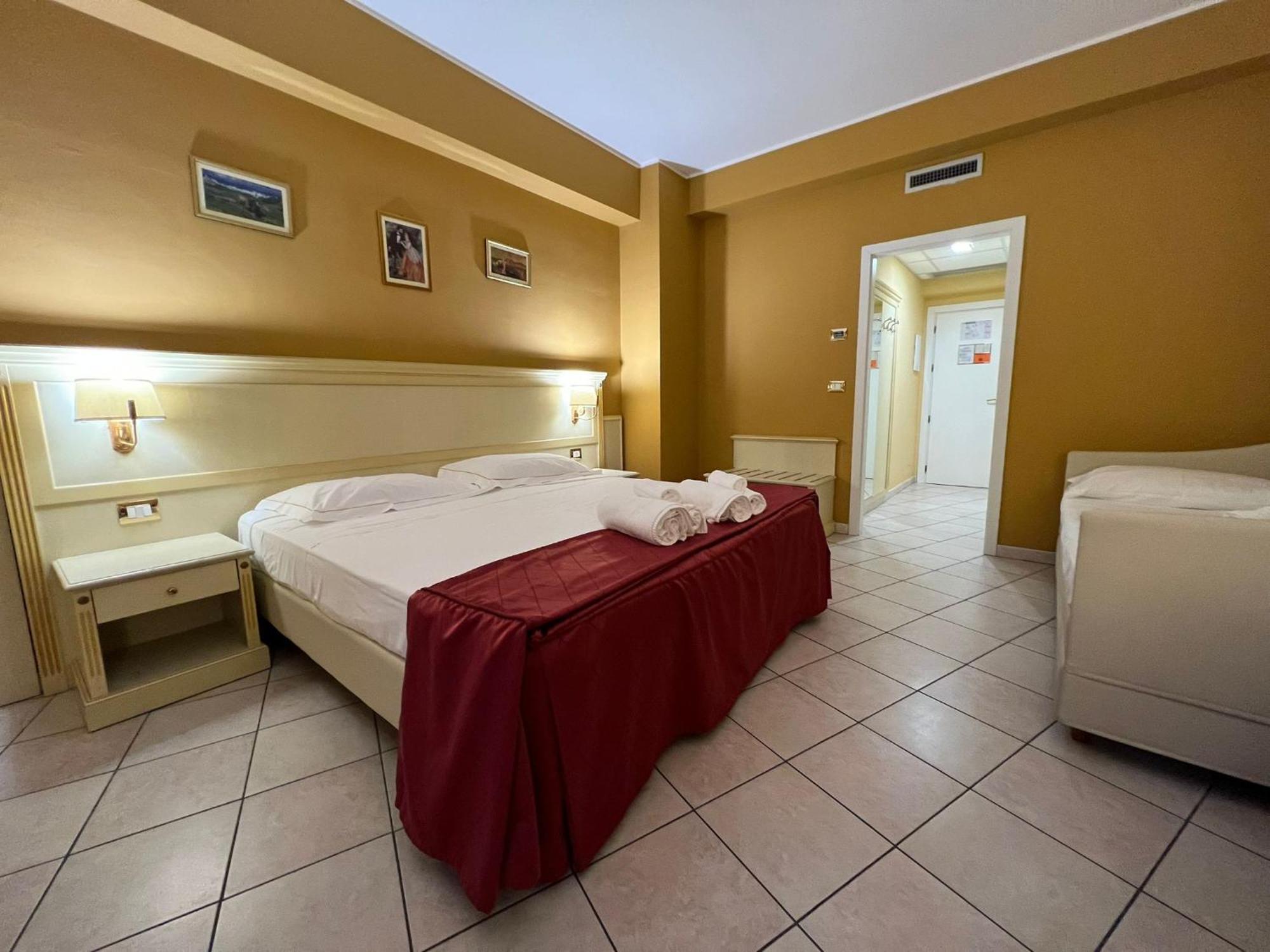 Hotel San Michele Milazzo Exterior photo